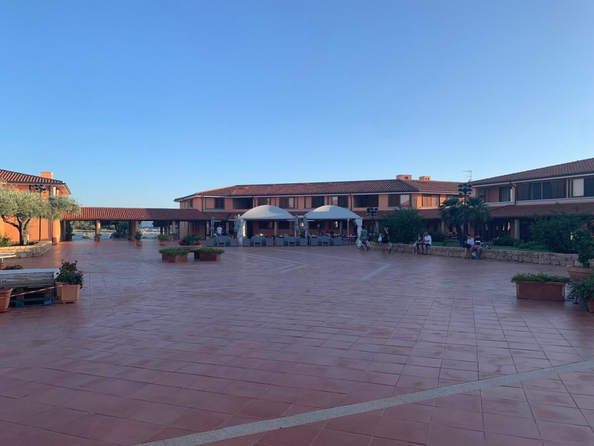 Casa Smeralda: Con Giardino E Vicino Al Mare Punta Molara Exterior photo